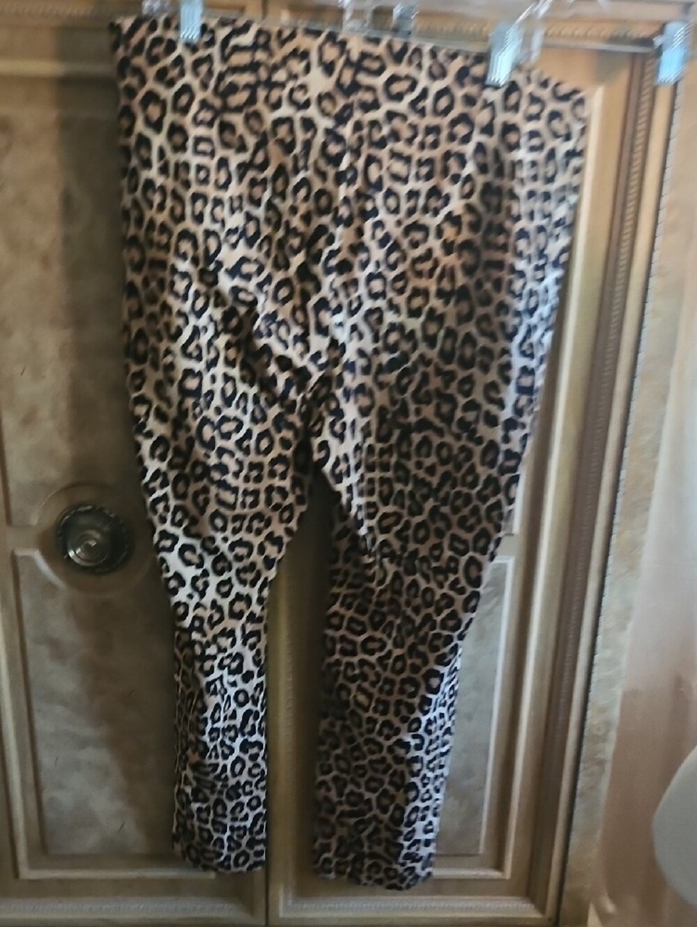 Chico's Leopard Print Straight-Leg Pants - Brown/Tan Chicos Size 2.5 - Picture 7 of 10